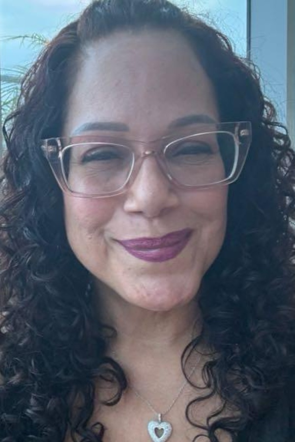 Cruise Brothers Travel Agent Elizabeth Maldonado